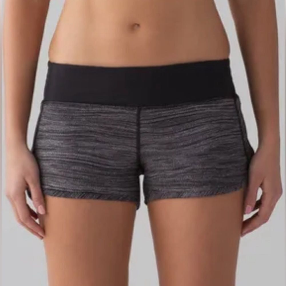 Lululemon Speed Short For Running Fall Net White Black/Black Activewear Workout